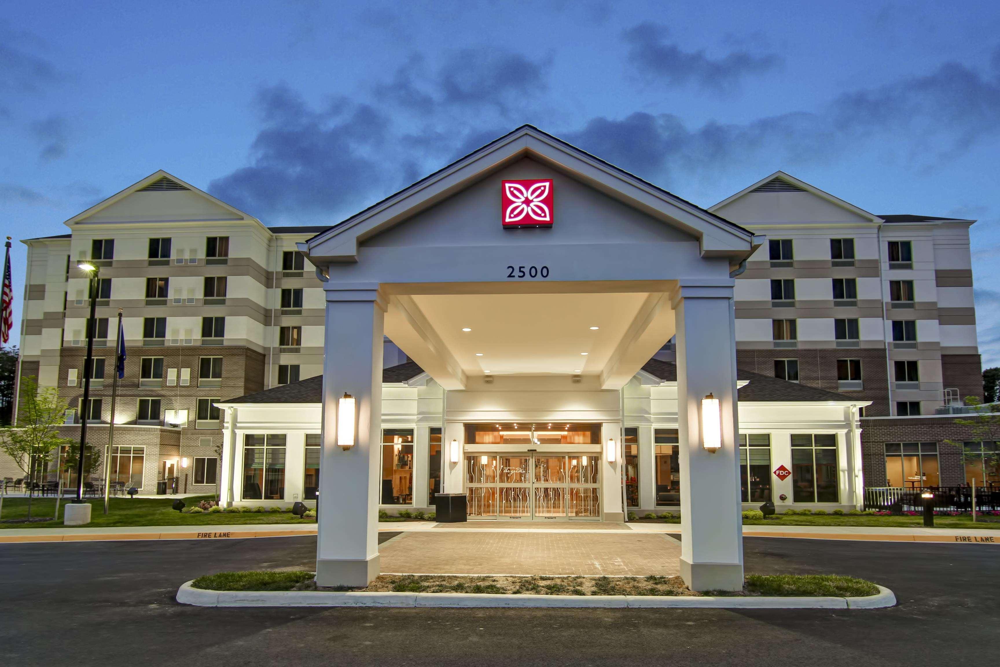 Hilton Garden Inn Woodbridge Eksteriør billede