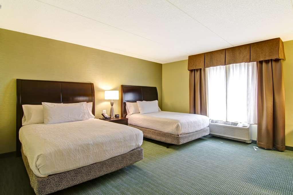 Hilton Garden Inn Woodbridge Værelse billede